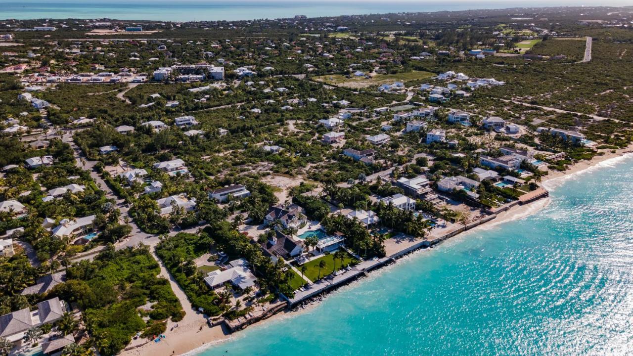 The Atrium Resort Grace Bay Esterno foto