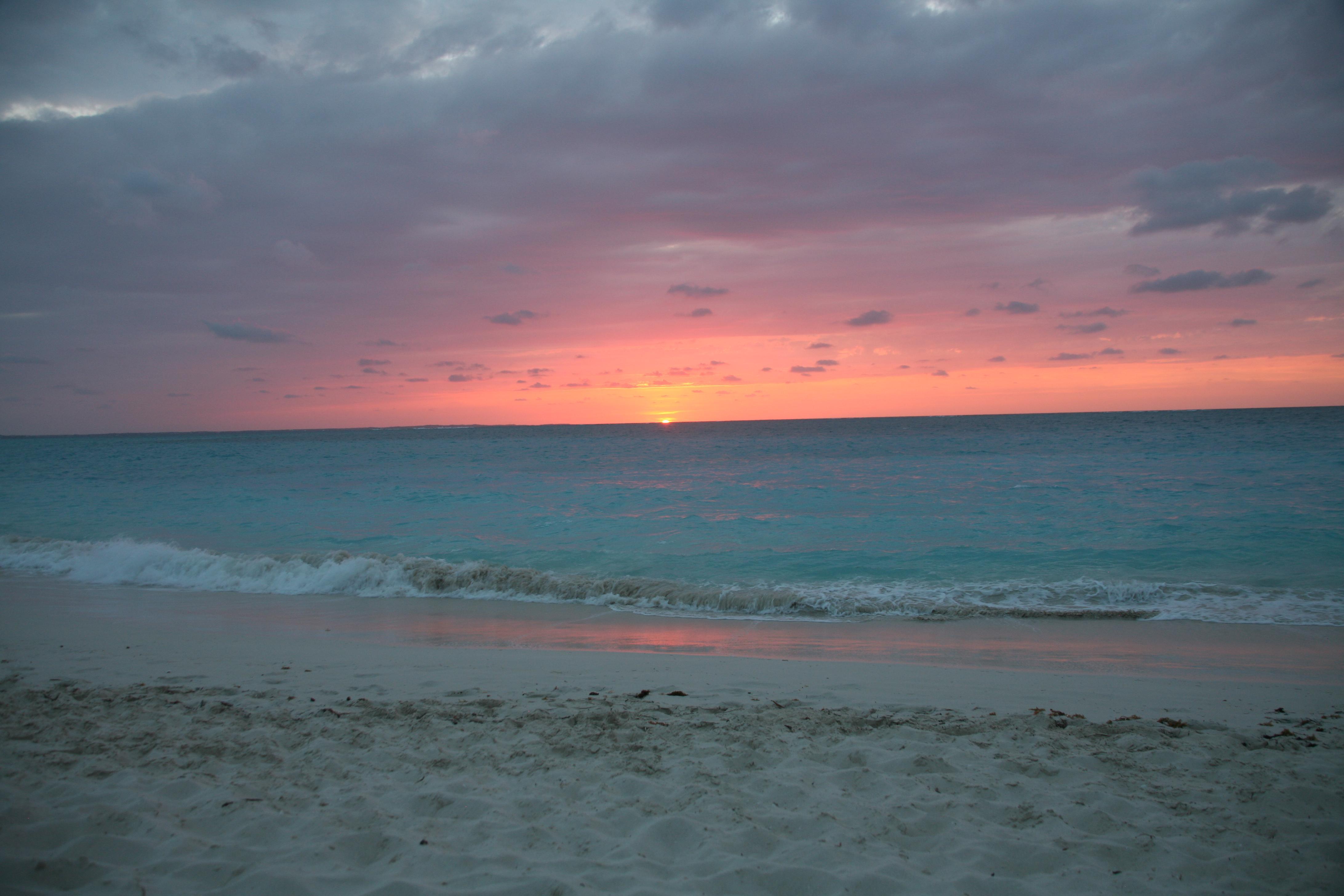 The Atrium Resort Grace Bay Esterno foto