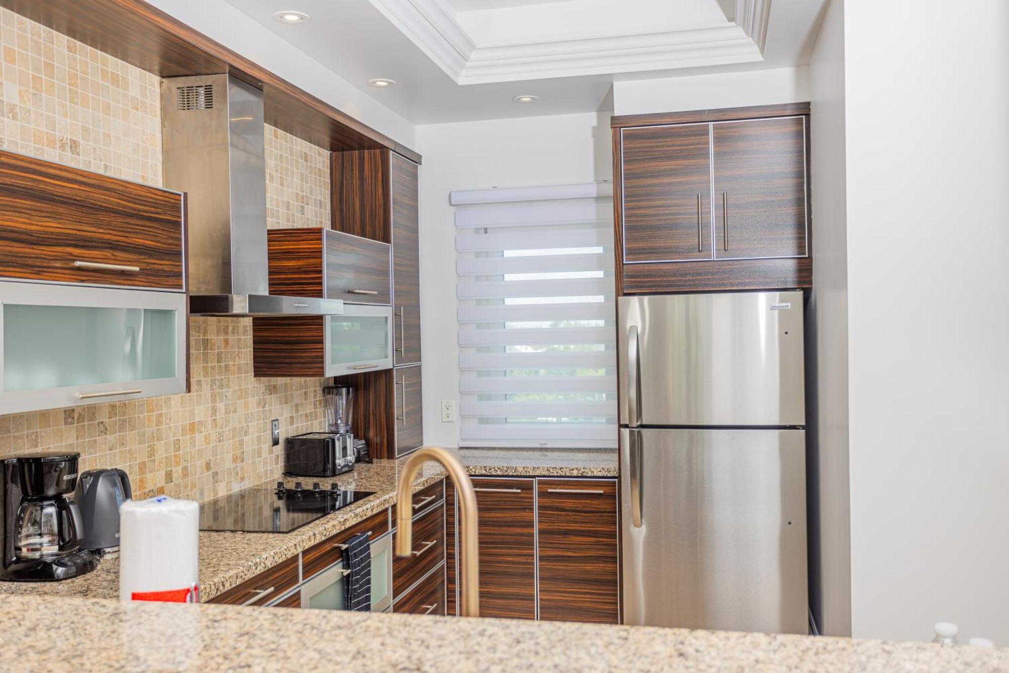 The Atrium Resort Grace Bay Esterno foto